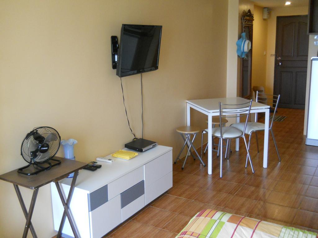 Jomtien Beach Condominium S2 Exteriör bild