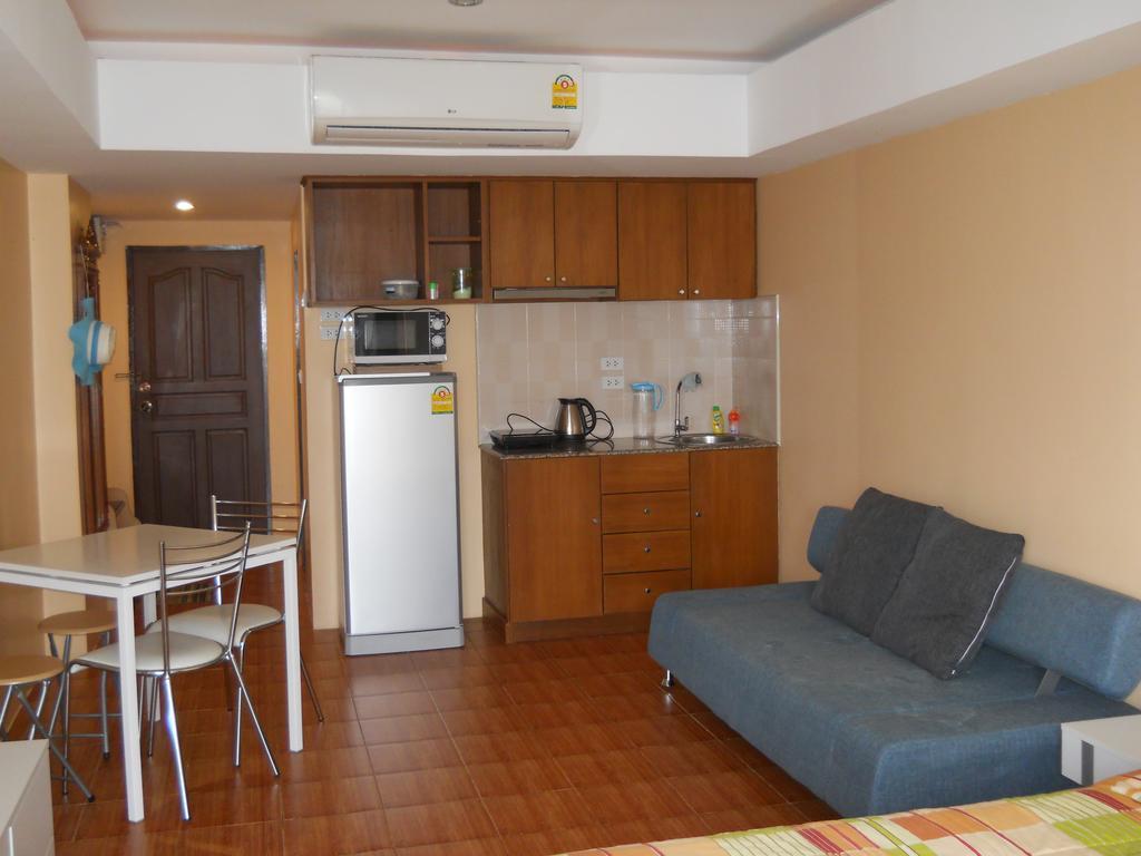 Jomtien Beach Condominium S2 Exteriör bild