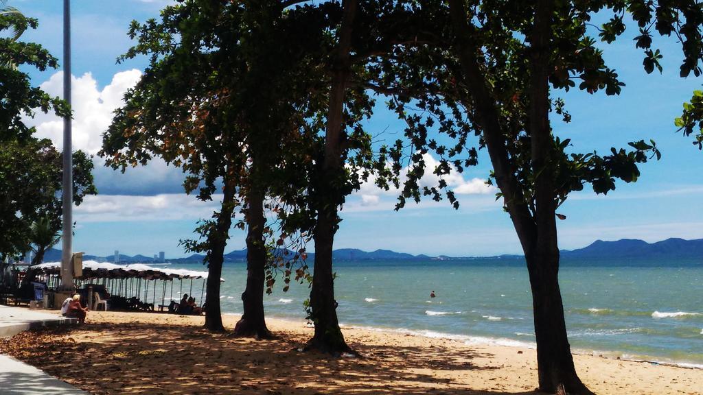 Jomtien Beach Condominium S2 Exteriör bild